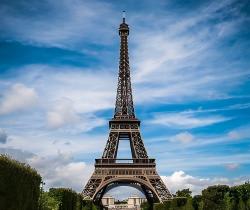 上海-巴黎 - 卡塔尔航空公